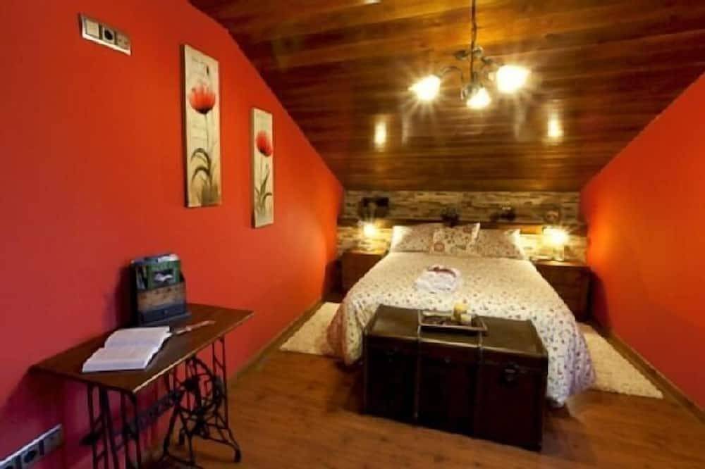 Apartamento entero, Apartamento Rural Casa El Llombo, ideal para desconectar , en plena naturaleza. in El Franco, Costa Verde