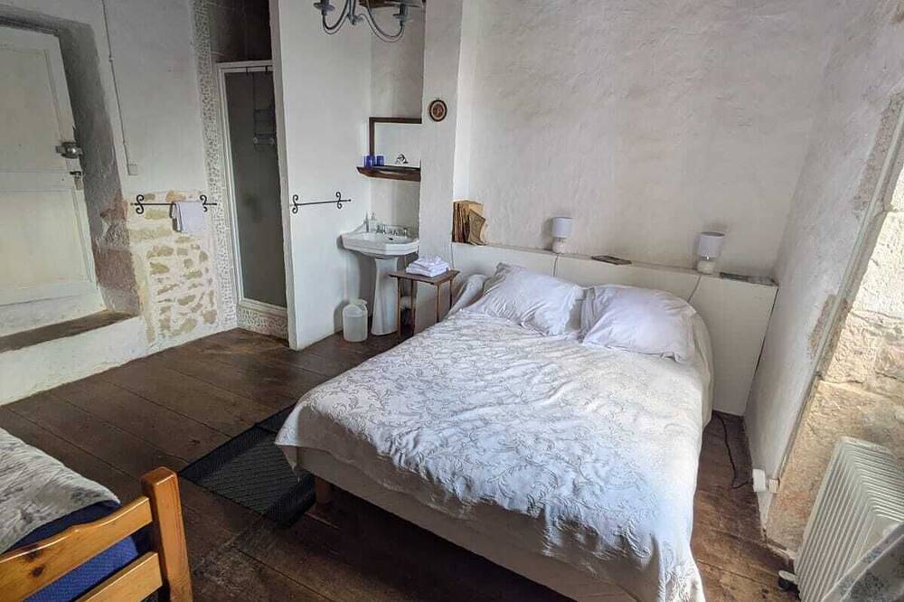 Domaine de l'Ameillée, authentique quercynoise au coeur du Périgord blanc in Puy-l'Évêque, Quercy