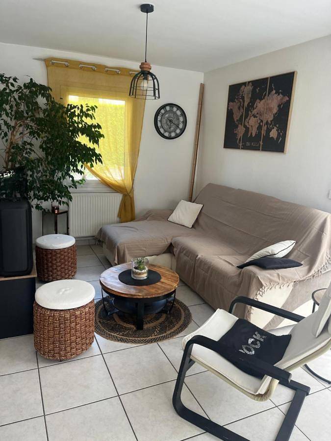 Gîte pour 4 personnes, avec vue et terrasse à Andrézieux-Bouthéon - 4