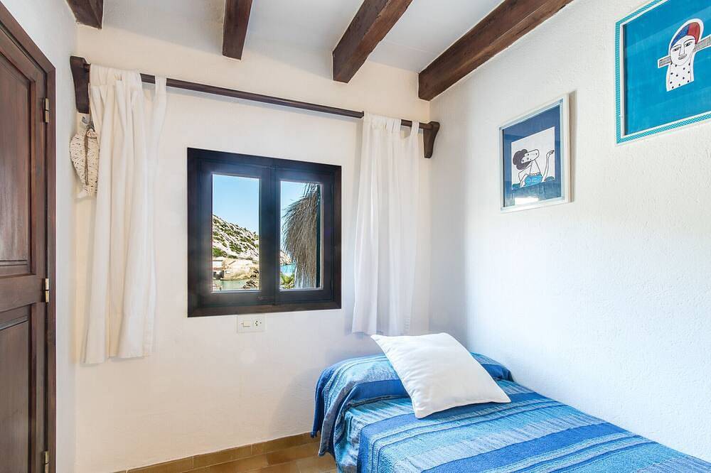 Blue fisherman house 2 in Pollensa in Cala Sant Vicenc, Pollença