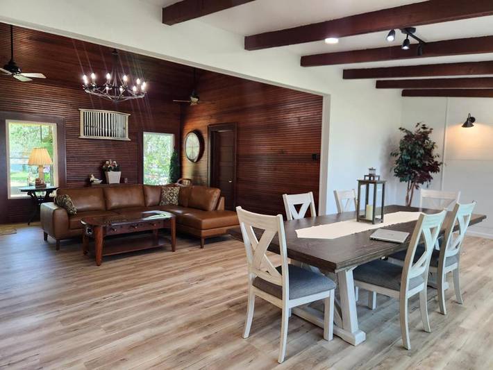 Chambre d’hôte pour 2 personnes, avec jardin ainsi que vue et vue sur le lac dans Texas - 2