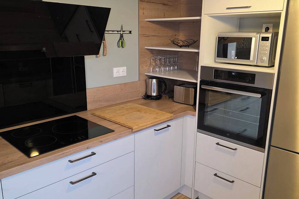 Appartement entier, Appartement 9 pers. Jardin et Piscine en centre ville in Mézidon Vallée d'Auge, Région de Lisieux
