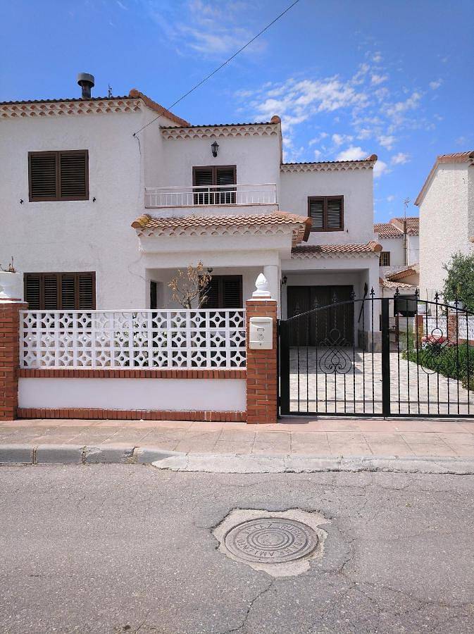Apartamento para 8 personas, con Balcón y Terraza además de Jardín y Vistas en Vélez-Rubio
