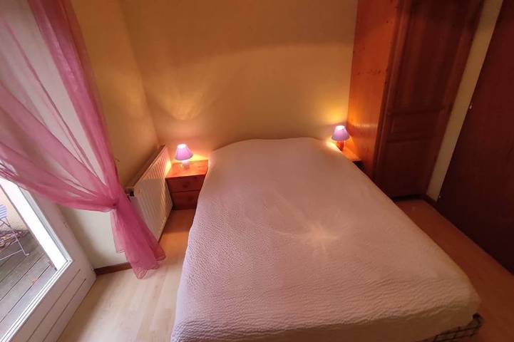 Gîte pour 6 personnes, avec jardin et sauna ainsi que terrasse et jacuzzi à Dommartin-lès-Remiremont - 2