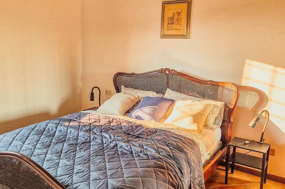 Entire apartment, Monte Oliveto House - Apartment 3 in Bettona, Perugia Province