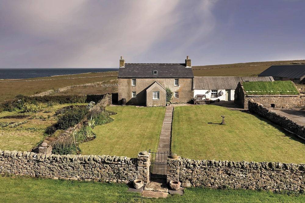 Boloquoy Victorian Farm & Watermill. Authentic period immersive experience in Orkney Inseln