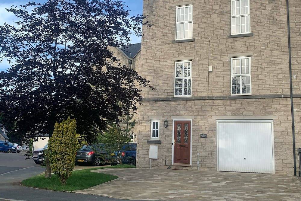 Modernes Stadthaus mit 4 Schlafzimmern in Lake District, Kendal, für 7/8 Personen in Kendal, Lake District