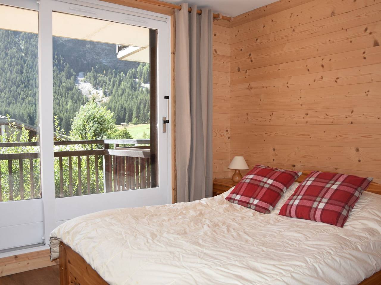 Ganze Wohnung, Renovierte Wohnung mit großer Terrasse und Haustiere erlaubt in Pralognan-la-Vanoise, Vanoise-Massiv
