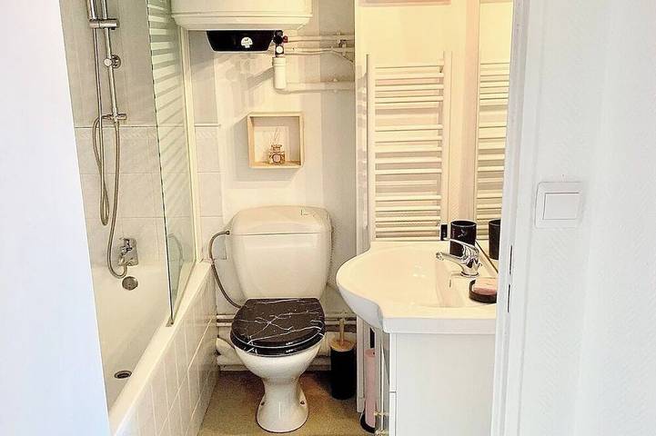 Entire apartment, La Cabane de Riva Bella in Ouistreham, Caen region