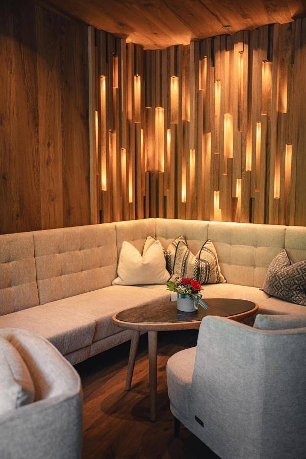 Apartmenthotel für 4 Personen, mit Balkon und Terrasse sowie Garten und Sauna in Wolkenstein - 2