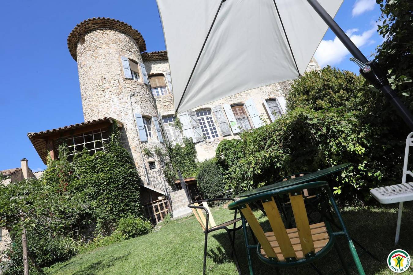 La Terrasse Du Château in Lachau, Région de nyons