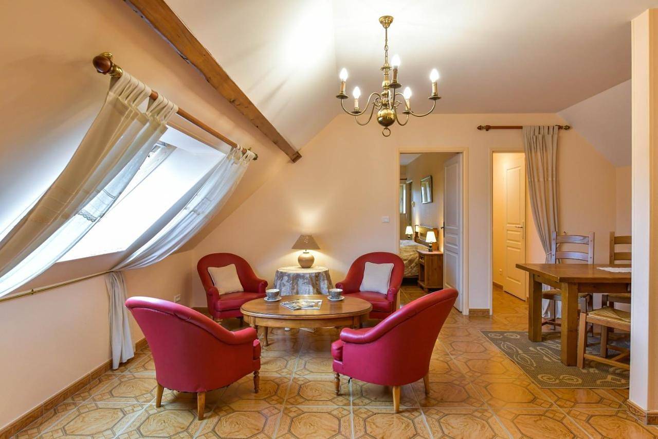 Apartment - Split Level in Chailly-sur-Armançon, Région de Beaune