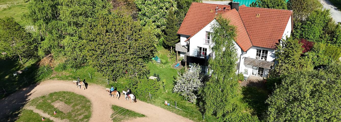 Ferienwohnung, mit Balkon/Terrasse und Terrasse sowie Garten und Sauna im Fichtelgebirge - 3