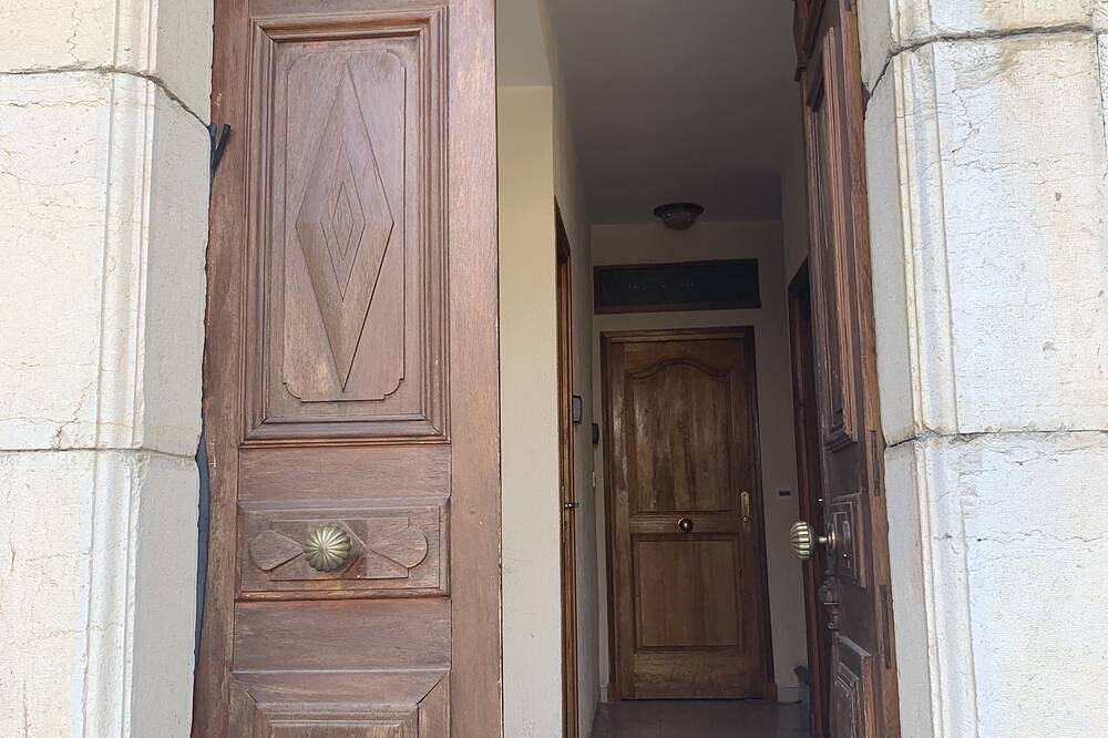Ganze Wohnung, Studio in the heart of the village ideal for couples in Les Salles-sur-Verdon, Regionaler Naturpark Verdon