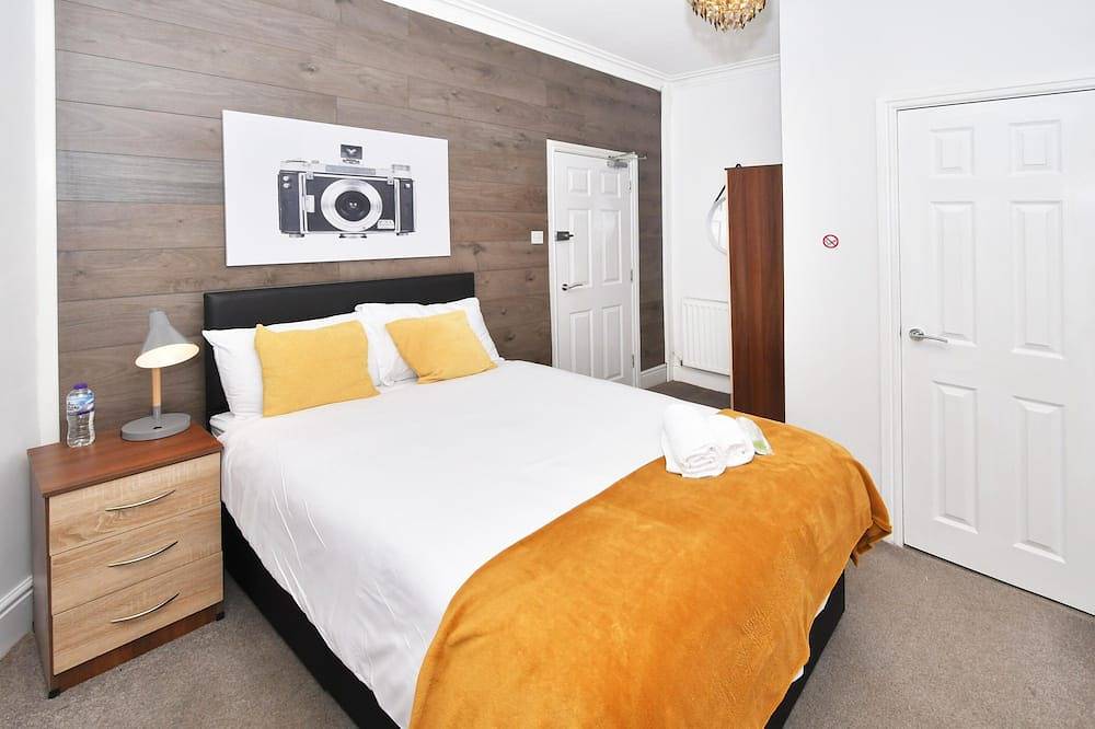 Superior-Doppelzimmer-Ensuite-With Tv in Crewe, Cheshire East