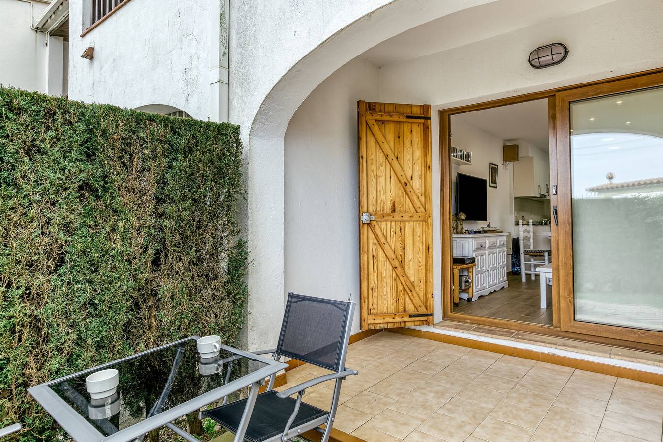 Casa vacanze "Set Cases" con vista mare, piscina condivisa e aria condizionata in L'Escala, Upper Empordà