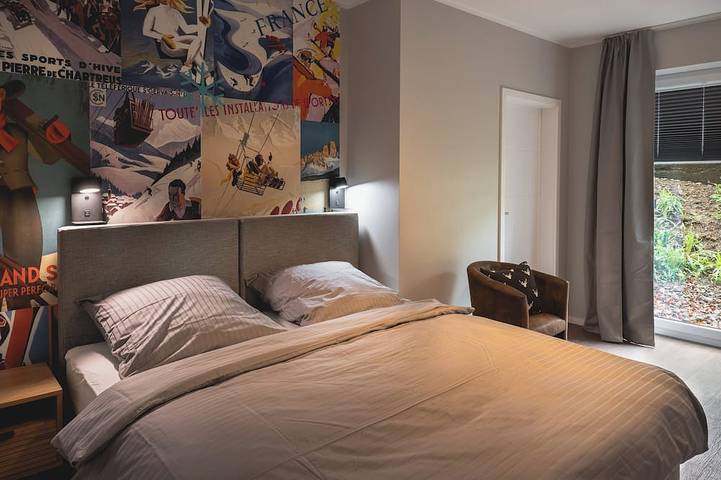 Villa für 18 Personen, mit Whirlpool und Terrasse sowie Garten und Sauna in Niedersachsen - 3