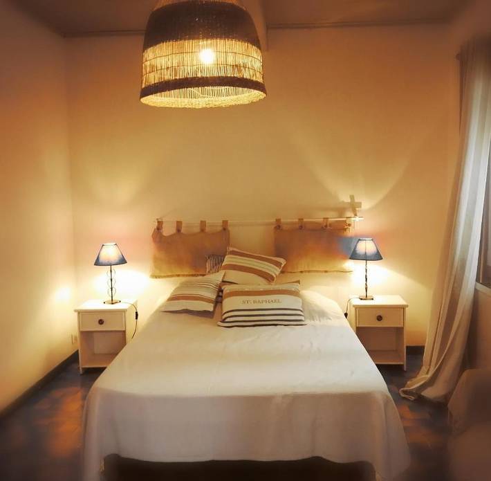 Chambre d’hôte pour 2 personnes, avec jardin ainsi que piscine et vue, animaux acceptés à Lorgues - 2