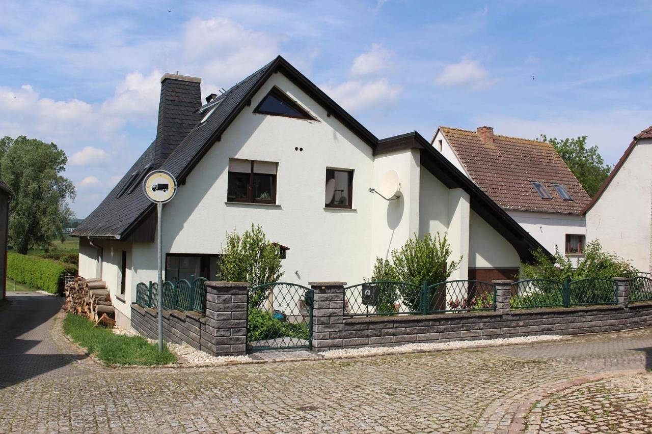 Ganze Wohnung, Ferienwohnung am Fluss in Freyburg (Unstrut), Saale-Unstrut