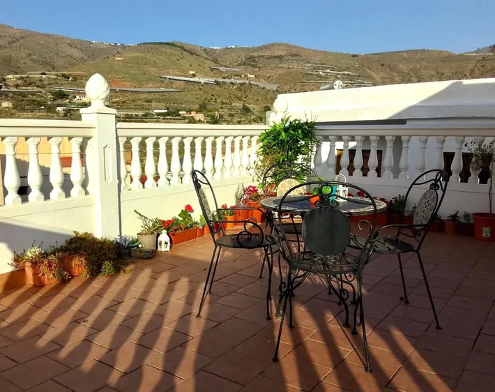 Ferienhaus für 5 Personen, mit Ausblick und Terrasse - 1
