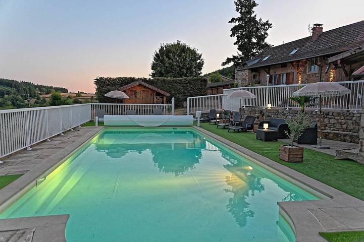 Location de vacances pour 8 personnes, avec sauna et jacuzzi dans Bergesserin