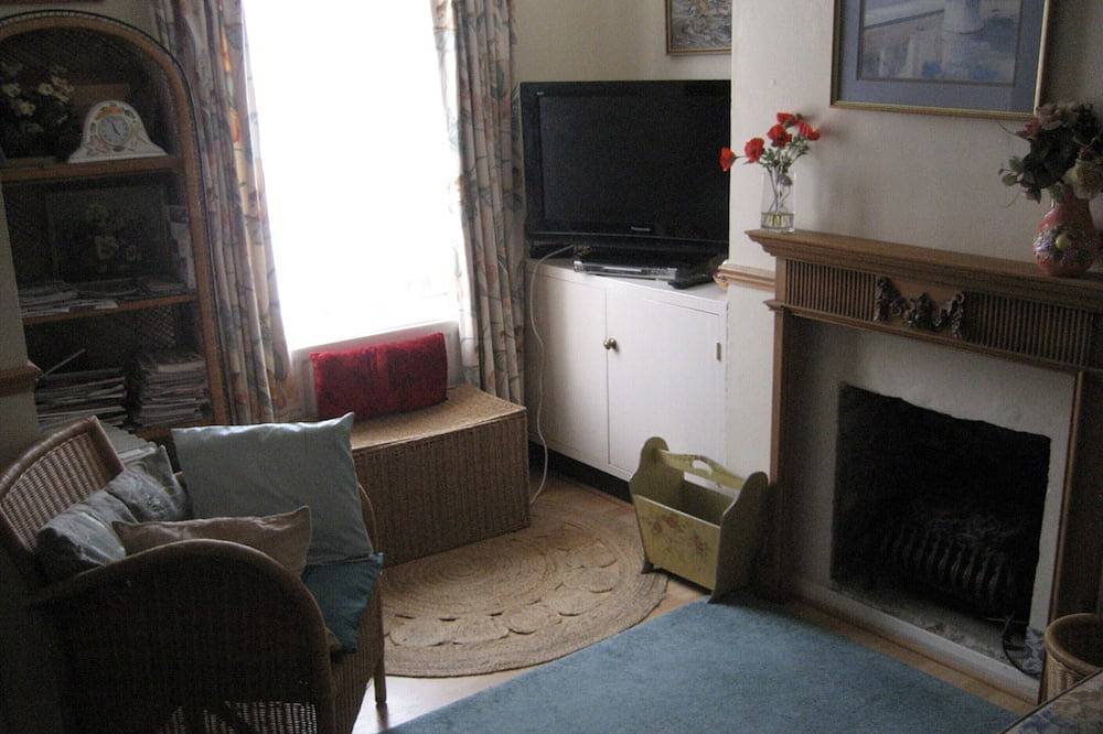 *10 % off/wk 15%/m* Quirky peaceful haven character cottage conservation area. in Hertfordshire