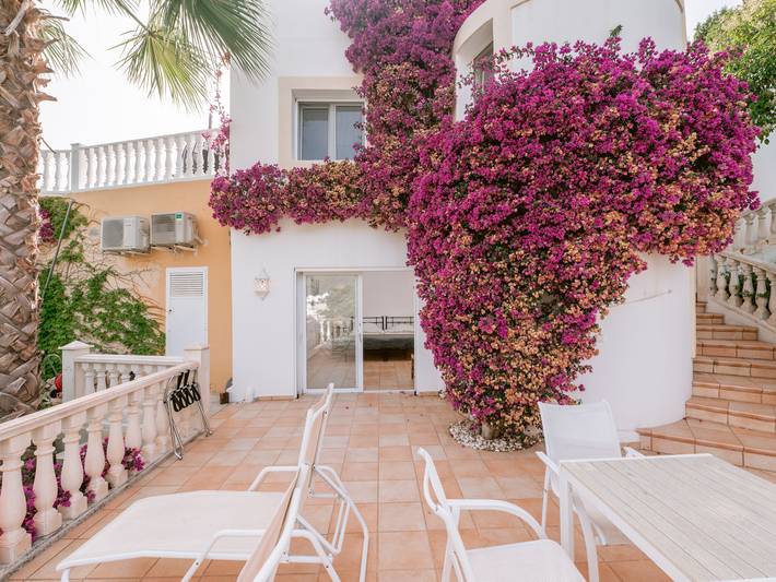 Villa in Cala Llonga nahe Strand & Hafen in Cala Llonga, Santa Eulària des Riu