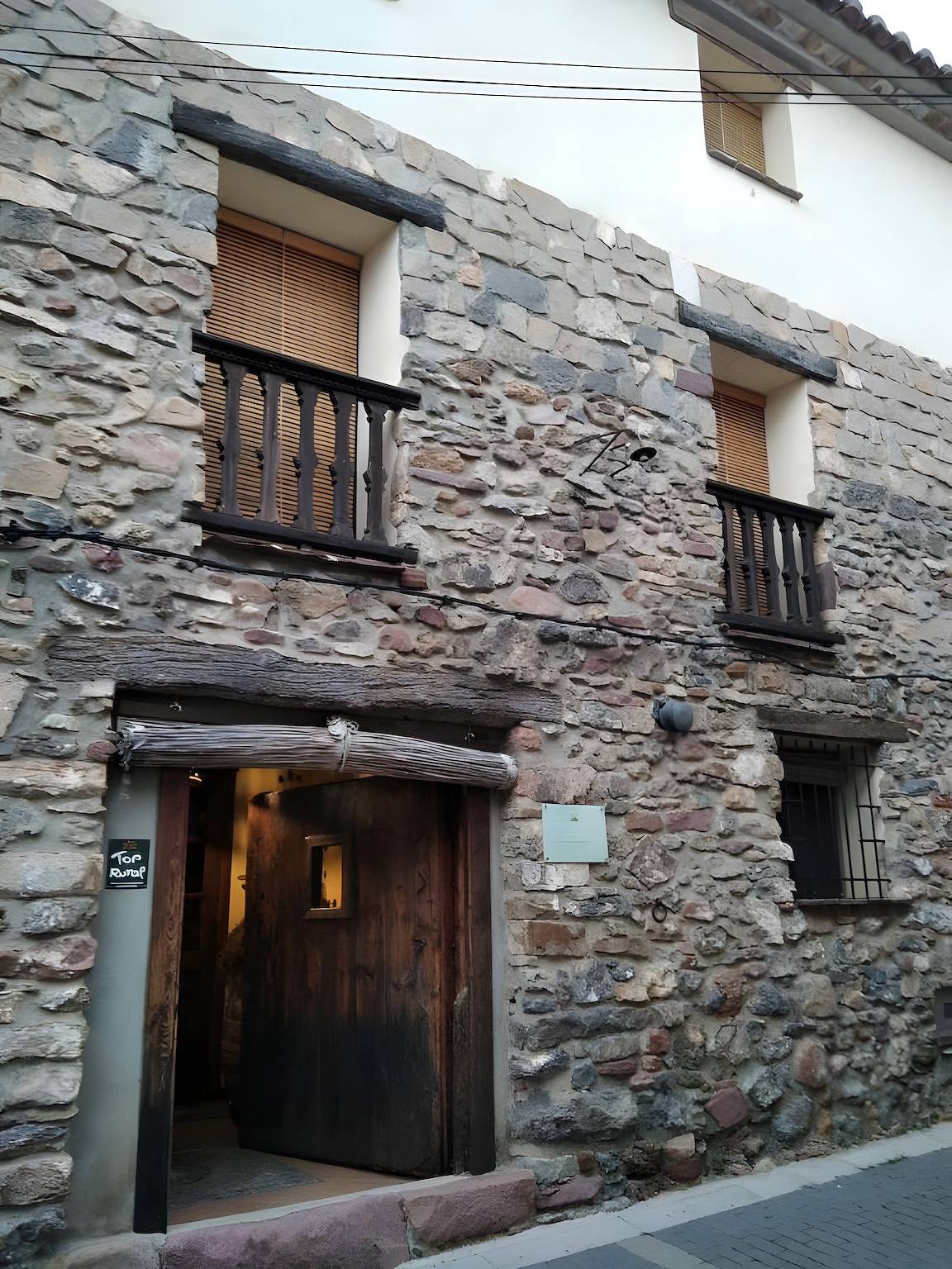 Maison de campagne 'Casa De La Cisterna I' avec balcon in Pina de Montalgrao, Province de Castellón