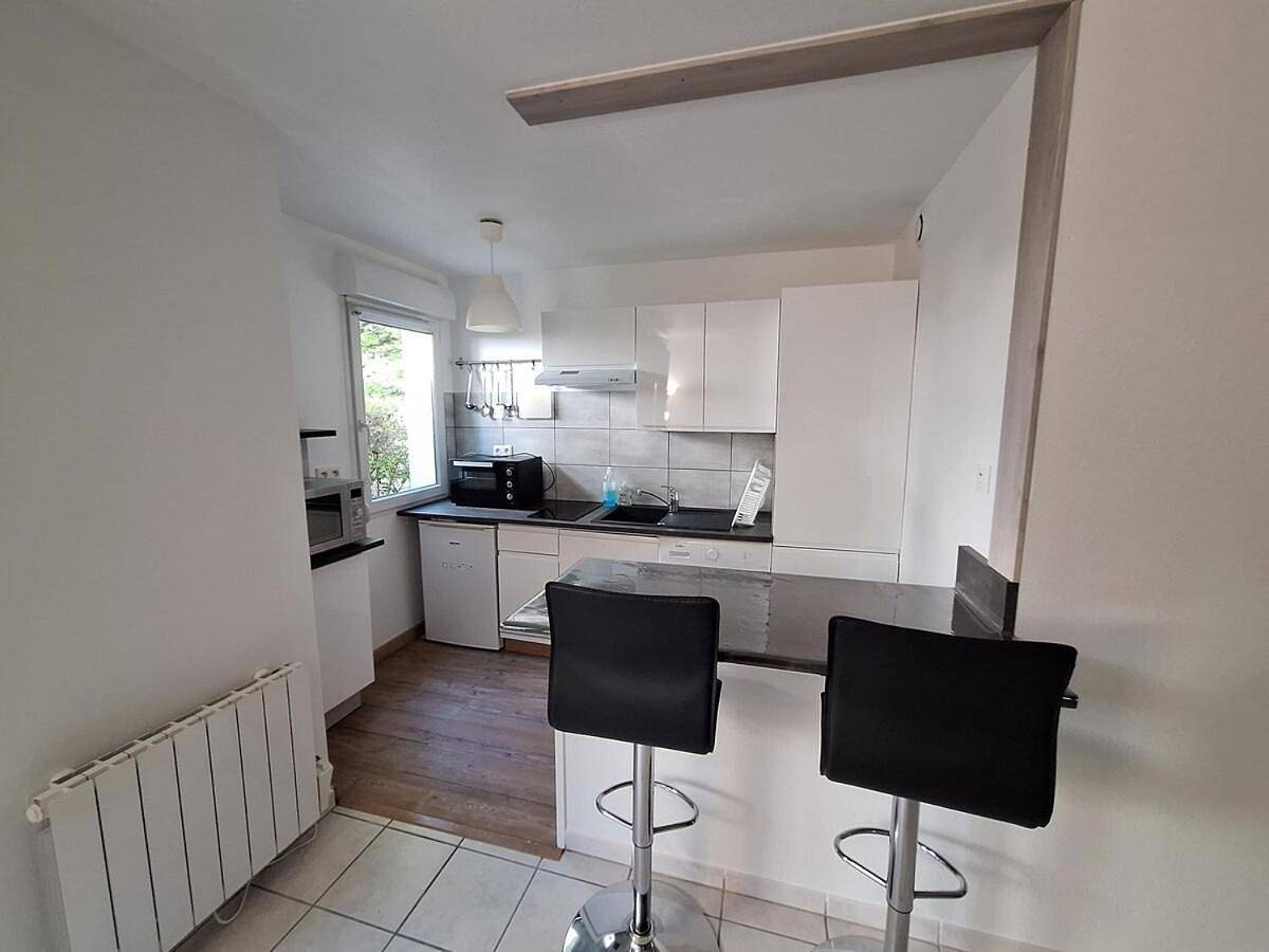 Appartement entier, Apartment with terrace in Joué-lès-Tours in Joué-lès-Tours, Région de Tours