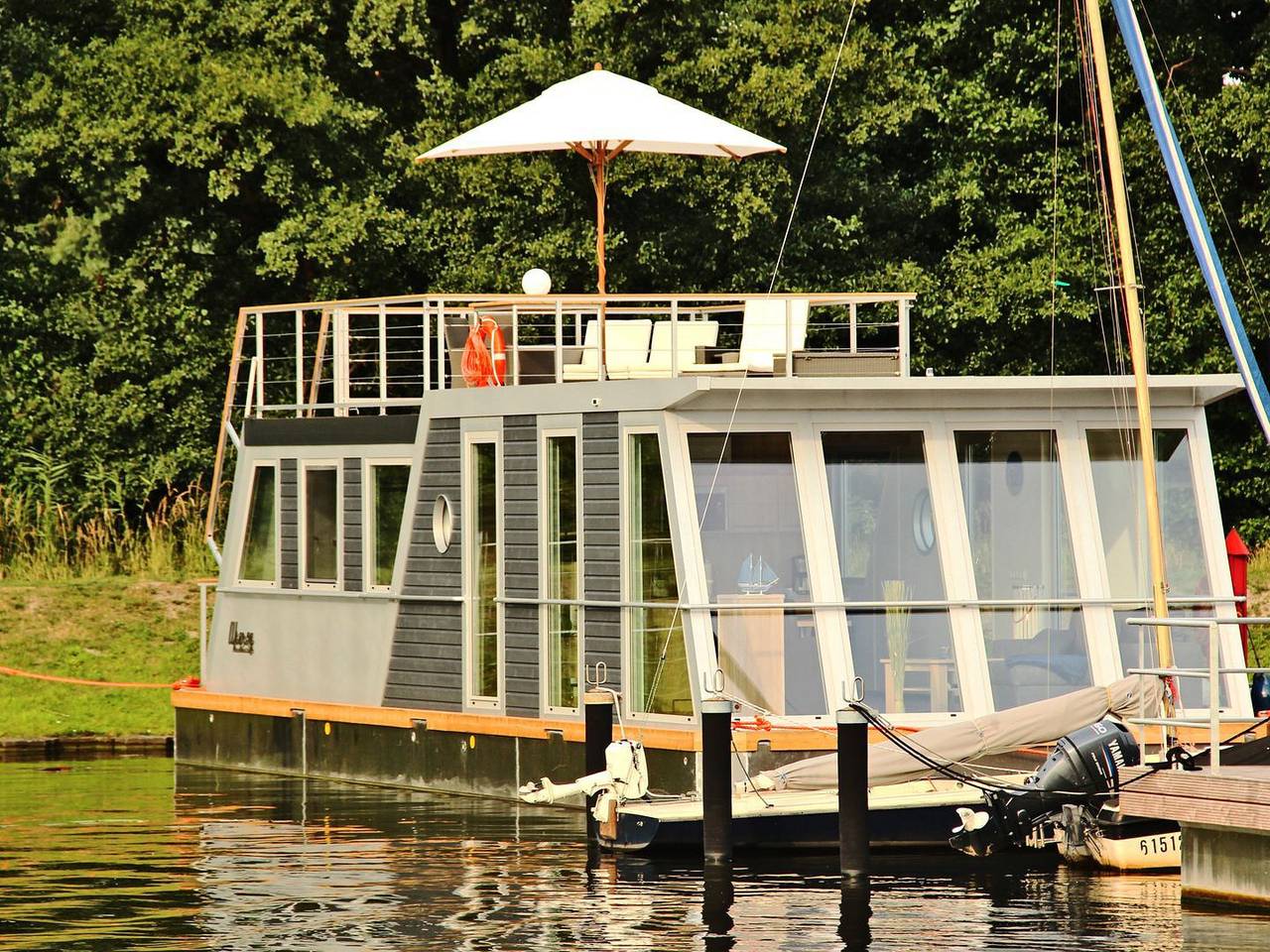 Hausboot Ueckermünde - Ihr besonderer Urlaub auf dem Wasser in Ueckermünde, Vorpommern Greifswald