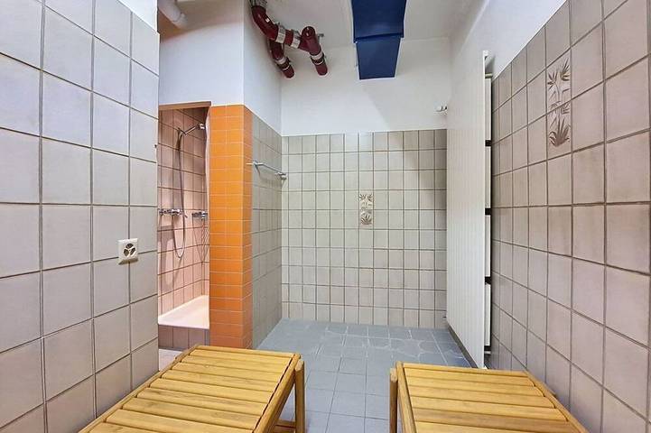 Ganze Wohnung, Gemütliche Wohnung für 6 Personen mit  W-Lan, TV, Terrasse, Haustiere erlaubt und Panoramablick in Crans-Montana, Sion - Sierre & Umgebung