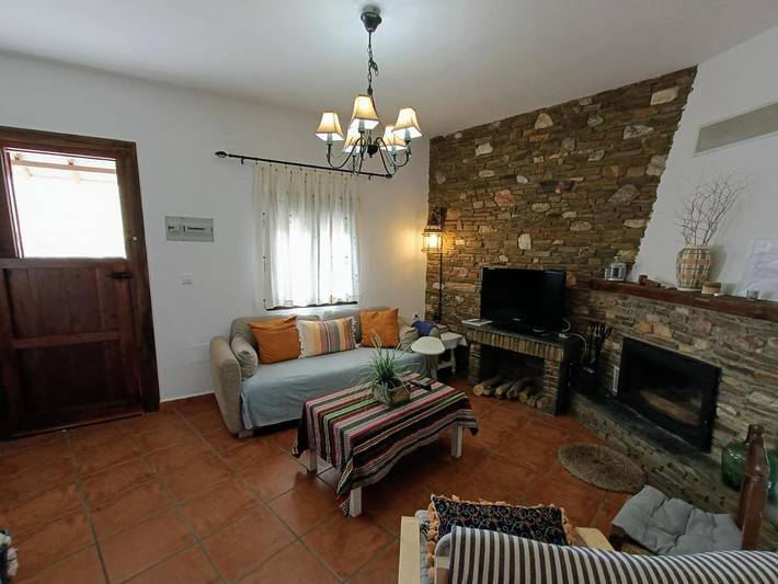 Casa rural para 8 personas, con balcón y vistas en Los Filabres-Tabernas
