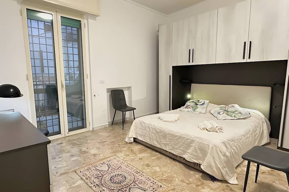 Appartement entier, Appartement 'A Due Passi Da Bari - La Casa Della' avec balcon, Wi-Fi et climatisation in Noicàttaro, Province de Bari