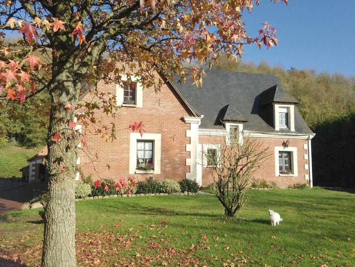Chambre d’hôte pour 5 personnes, avec jardin ainsi que terrasse et piscine à Willeman