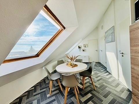 Ganze Ferienwohnung, Ostsee Familienwohnung mit 3 Schlafzimmern & Garten in Lütow, Usedomer Norden