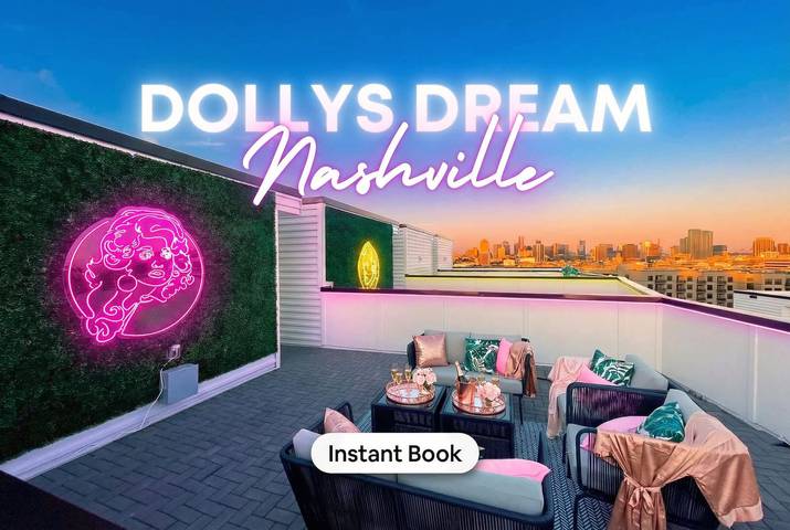 Vacation house for 12 people, with balcony, kid friendly in Nashville