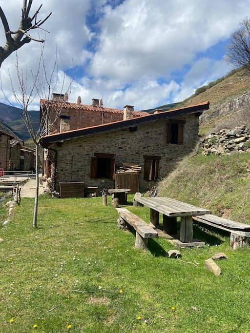 Apartamento entero, Zaldierna al sol, aldea del siglo Xviii Ezcaray in Zaldierna, Valdezcaray