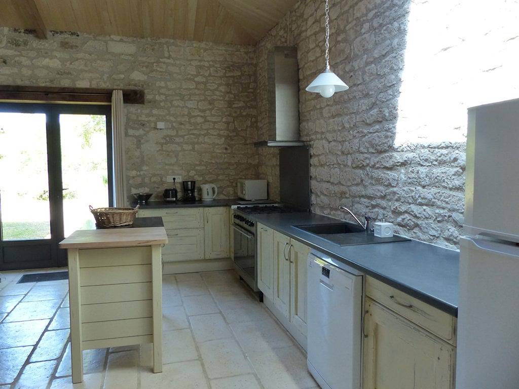 Gîte Barnac, gîte indépendant avec piscine privée in Montcuq-en-Quercy-Blanc, Quercy