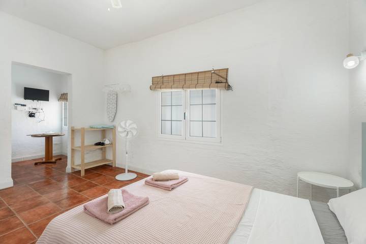 Vacation Home 'Casa Veronica 1 Planta Baja' with Wi-Fi in Playa de las Galletas (Arona), Arona