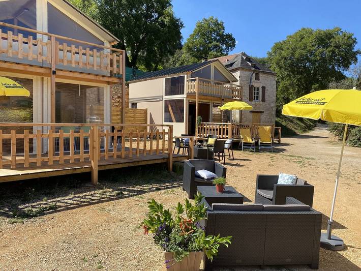 Tente pour 6 personnes, avec balcon/terrasse et terrasse dans le Lot - 3