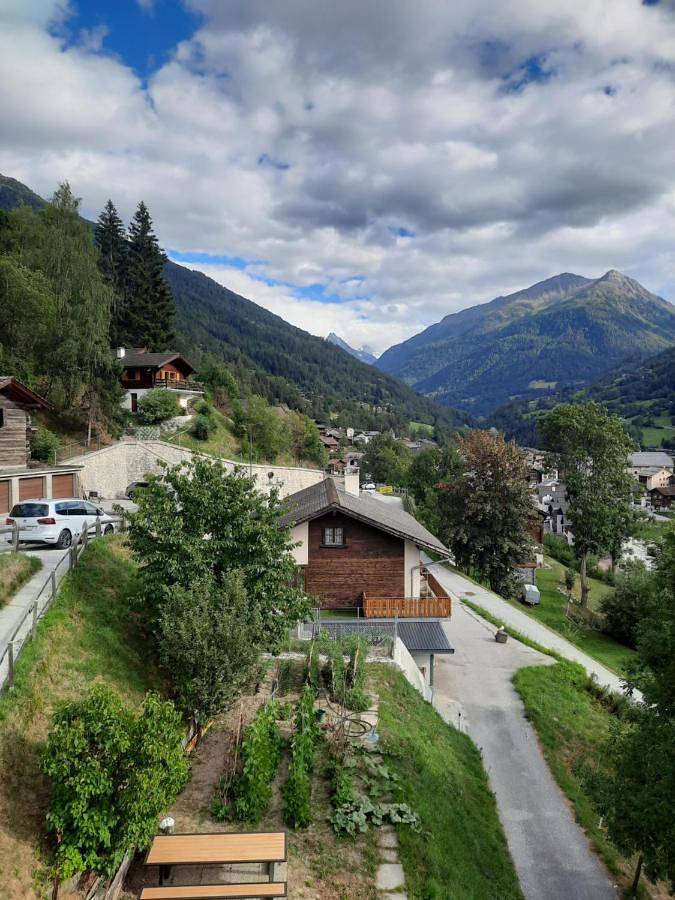 Maison d’hôte pour 2 personnes, avec vue dans Valais - 4