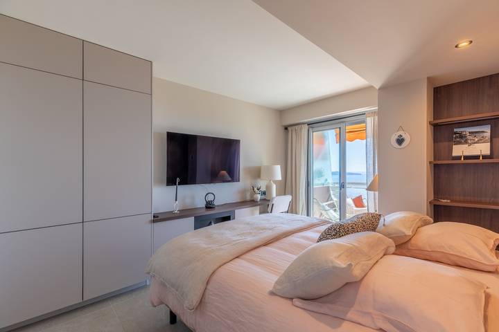 Ferienwohnung für 6 Personen, mit Balkon und Terrasse sowie Pool in Nizza - 3