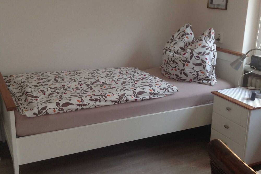 Ganze Wohnung, Haus Roseneck App. I - Ferienwohnungen I & Ii in Bad Bramstedt, Kreis Segeberg
