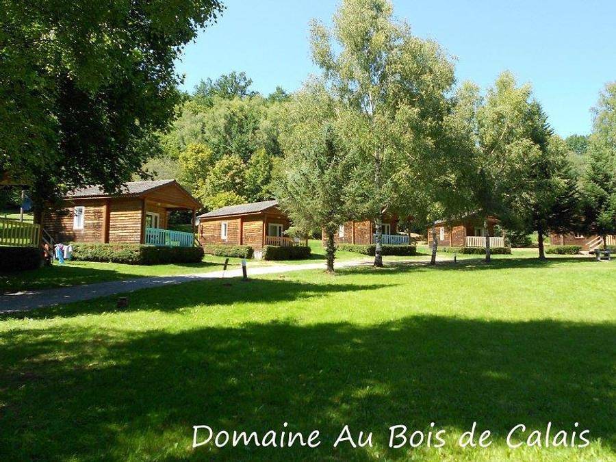 Camping Au Bois de Calais - Chalet 4 personnes - Chalet Arbre : 2 chambres, 4 pers in Région de Tulle