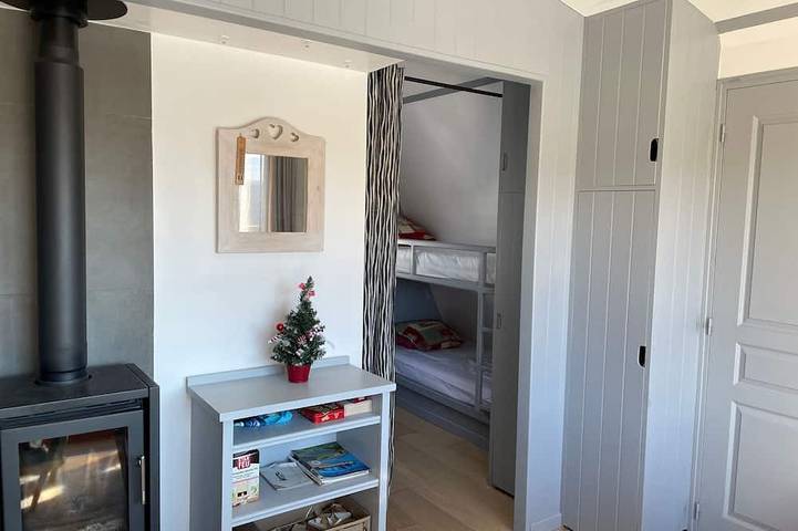 Chalet für 4 Personen, mit Balkon im Jura - 2