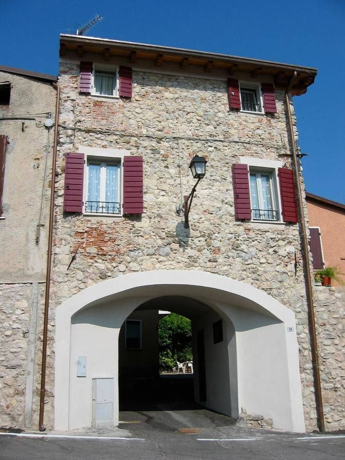 Location de vacances pour 2 personnes, avec jardin dans Castello (Puegnago sul Garda)