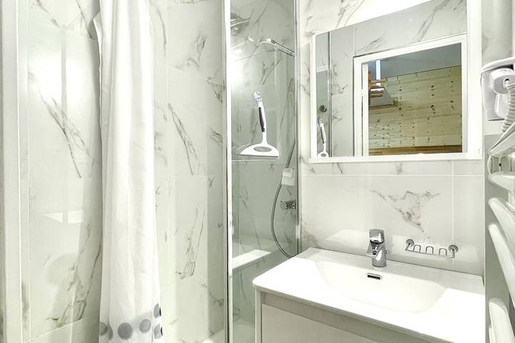 Appartement entier, Appartement 4 personnes - tout confort <br>Skis aux pieds in La Joue du Loup, Le Dévoluy