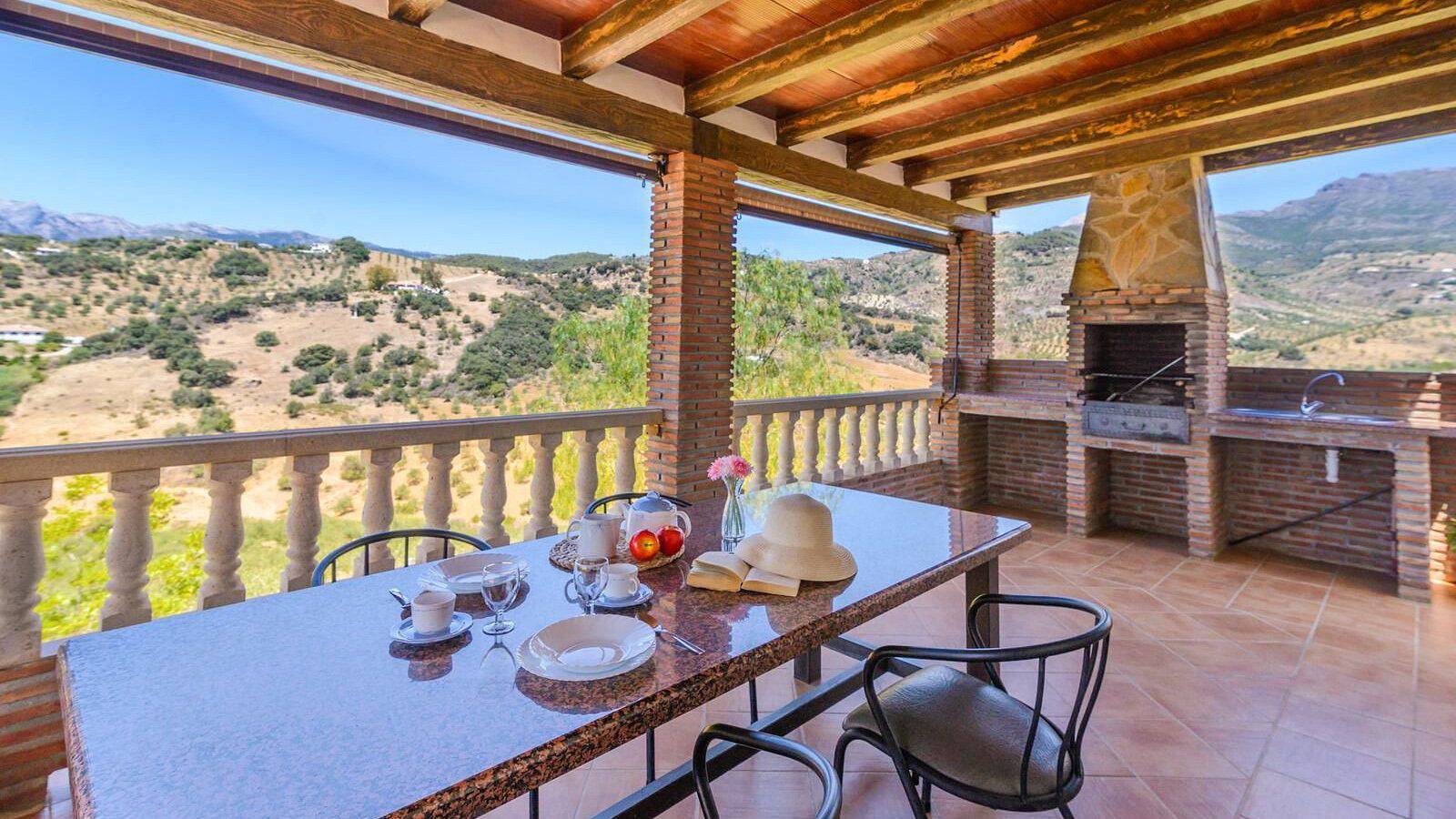 Los Valles Alozaina by Ruralidays in Alozaina, Sierra de las Nieves