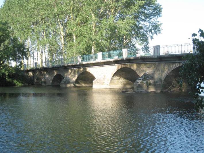 Chambre d’hôte pour 2 personnes, avec terrasse à Moitron-sur-Sarthe