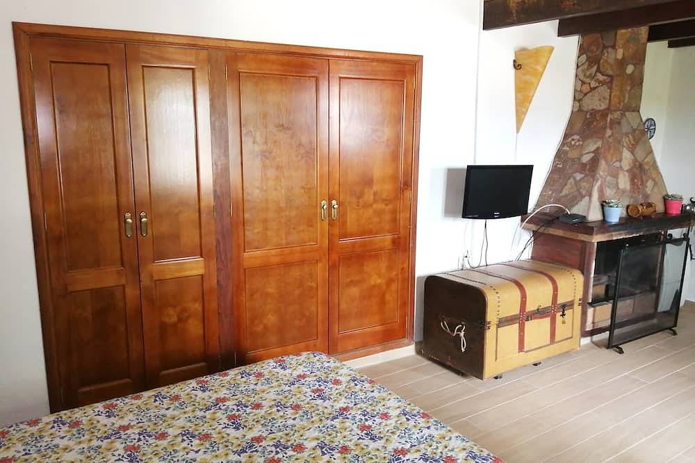 Casa Rural Aborigen Bimbache con original baño de lava in San Andrés (El Hierro), Valverde